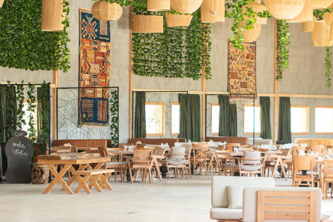 Oasis212 Dakhla Hotel Bagian luar foto